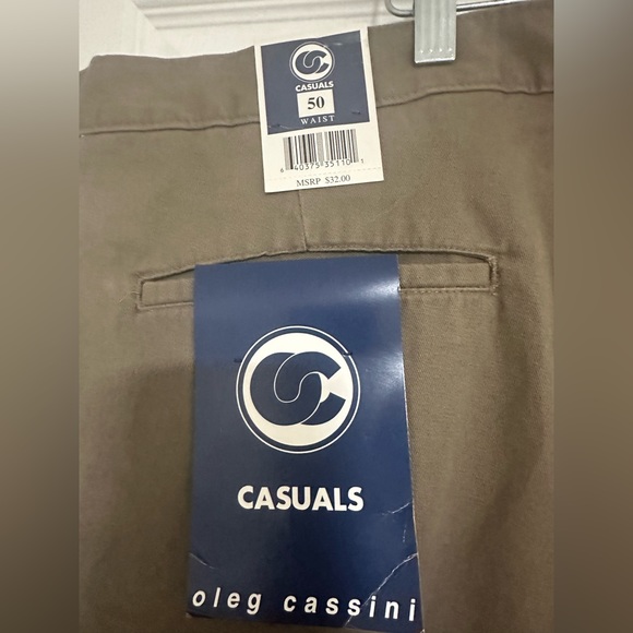 Bundle Of 2 Men Size 50 Casuals Tan Shorts Navy Blue Ashworth Shorts Both New - Picture 2 of 7